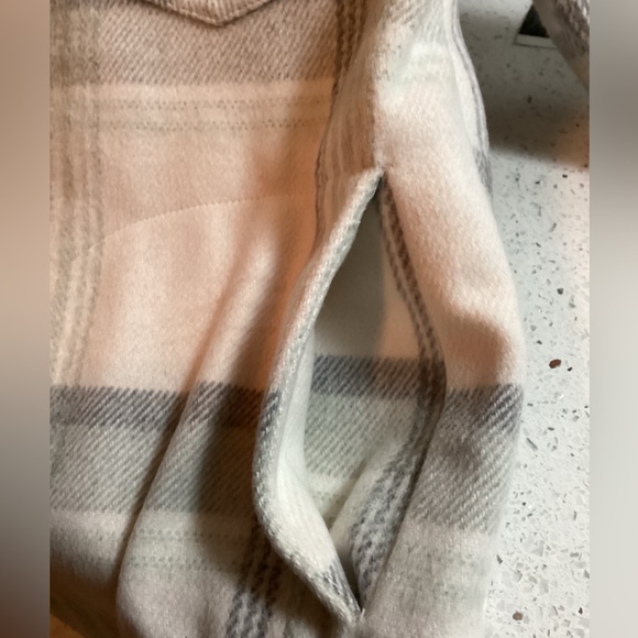 🔺SOLD🔺Gentle Fawn Shacket - Picture 10 of 14